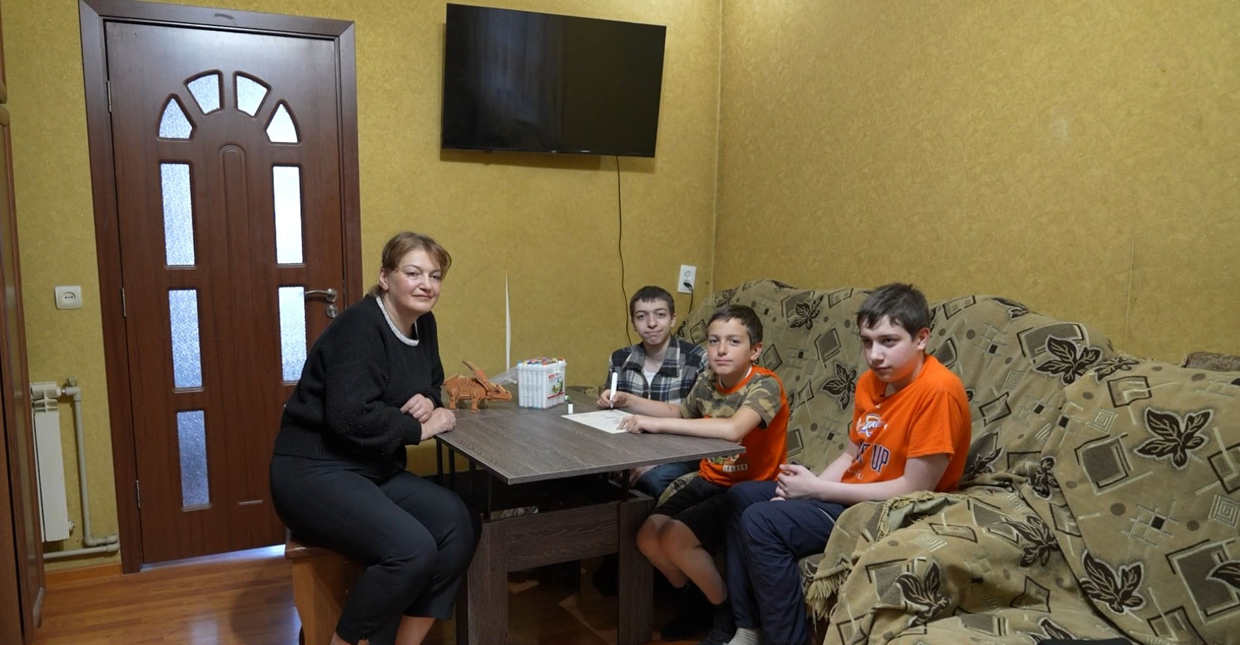 Hovsepyan's family,
c. Gyumri